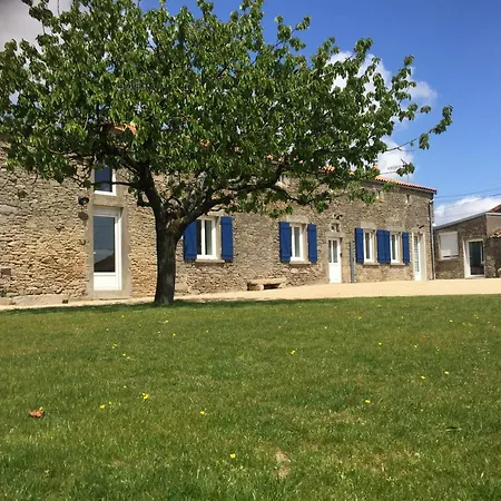 Semesterbostad Les De La Menie Chanverrie