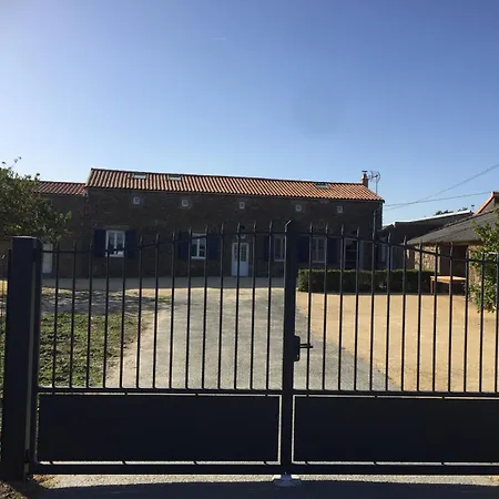 Les De La Menie * Chanverrie